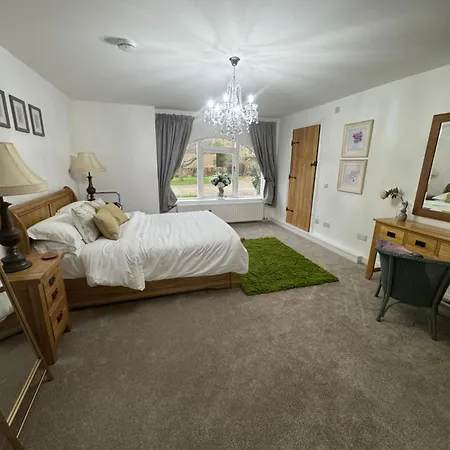 Castle View At Snape Castle Mews *