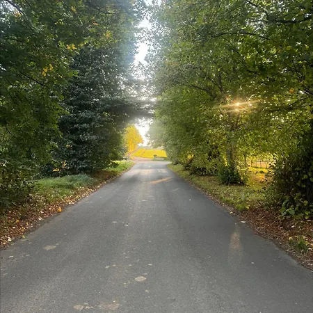 Castle View At Snape Castle Mews 펜션 비데일